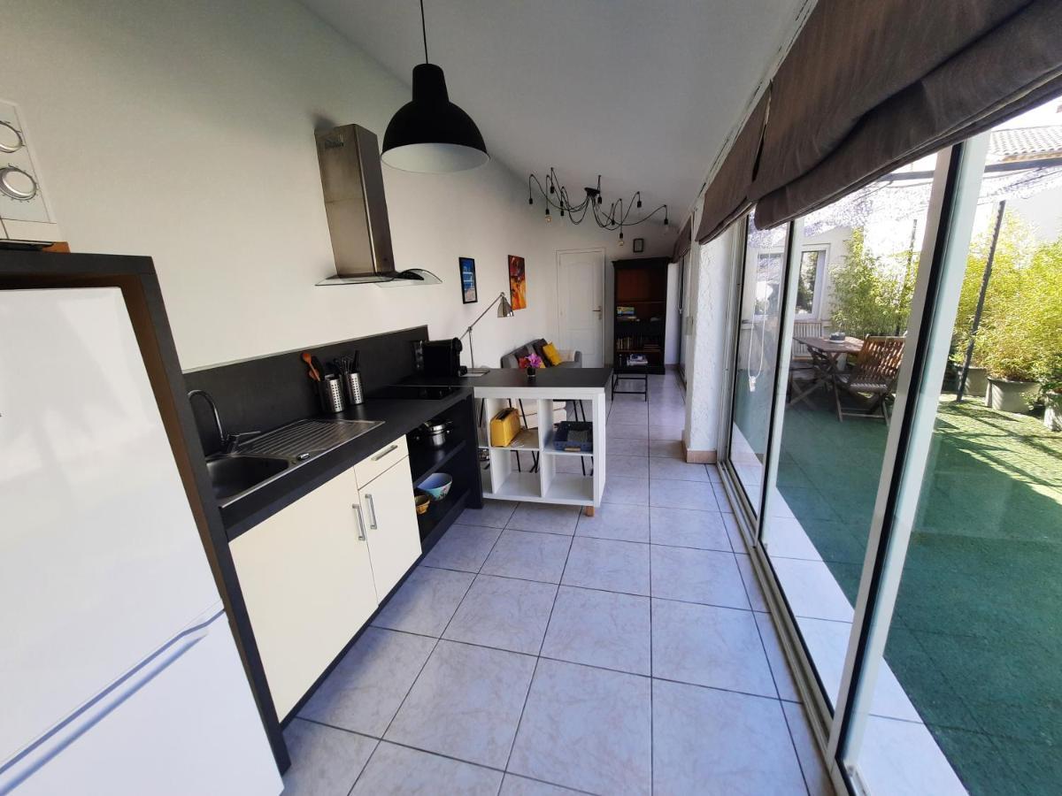 Maison Independante Avec Piscine Privative Pres De La Mer Ла Гард Екстериор снимка